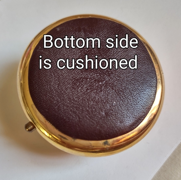 Vintage Gold Hinged Pill Box Case - Picture 4 of 14